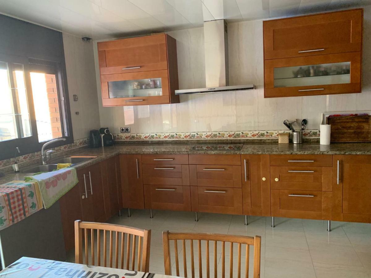 Chalet Moderno Con Piscina En Calafell Villa Eksteriør billede