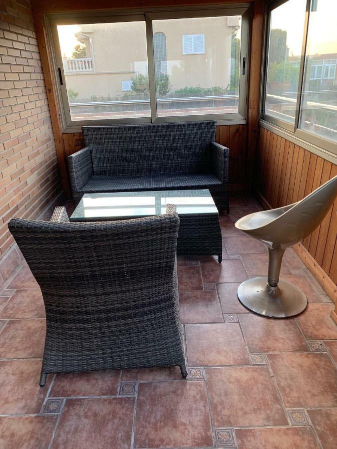 Chalet Moderno Con Piscina En Calafell Villa Eksteriør billede