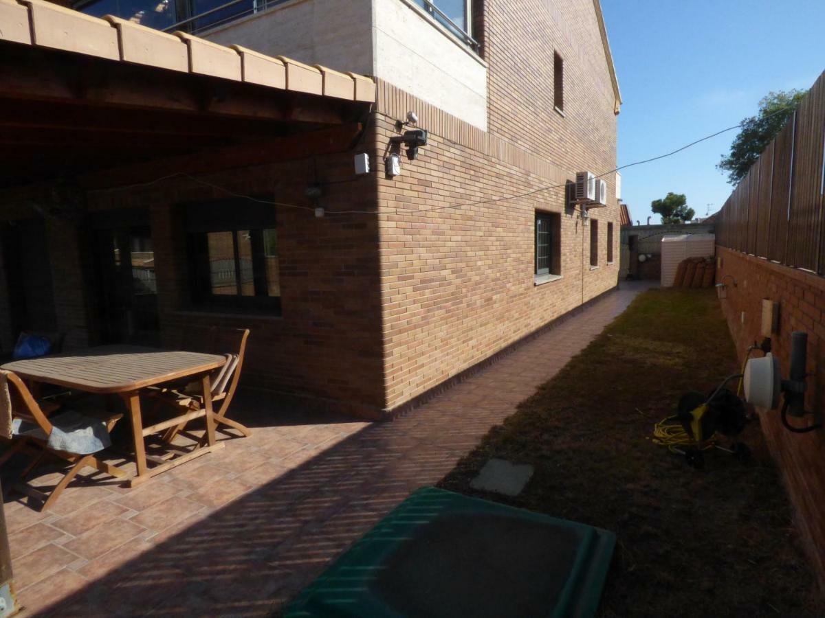 Chalet Moderno Con Piscina En Calafell Villa Eksteriør billede