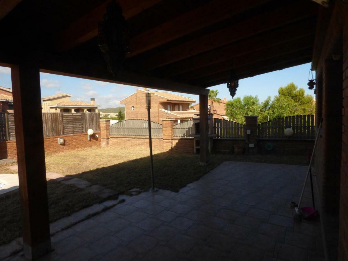 Chalet Moderno Con Piscina En Calafell Villa Eksteriør billede