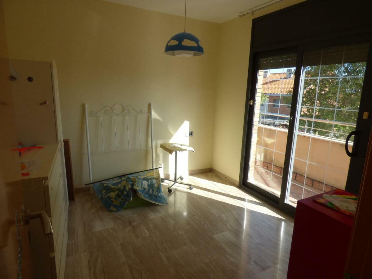 Chalet Moderno Con Piscina En Calafell Villa Eksteriør billede
